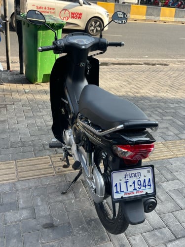 ម៉ូតូជិះបាន 6000km.  ម្ចាស់ដើម