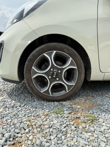 តម្លៃពិសេសខ្លាំង $7,950 Kia Morning 2012
