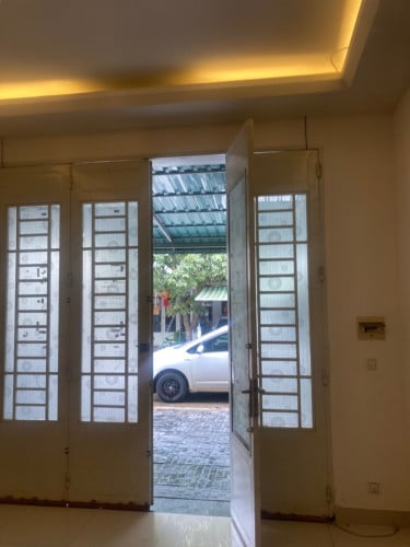 ផ្ទះជួល & Office ជួល