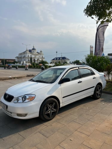 ឡានស្អាត​ COROLLA Le 03