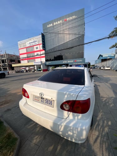 ឡានស្អាត​ COROLLA Le 03
