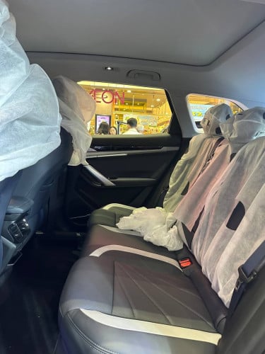 លក់ Geely Starray ពណ៌ខ្មៅ