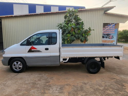 លក់Libero ឆ្នាំ2000 លេខដៃ មួយបាំងកន្លះ