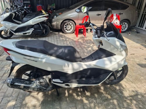 លក់ PCX 2014 ជប៉ុនសុទ្ធ កាតគ្រី ម៉ាស៊ីនស្អាត ឯកសារម្ចាស់ដើម
