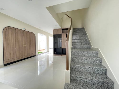 វីឡា ភ្លោះម៉ូឌឺន​ (TM) លក់បន្ទាន់ / Villa Twin Modern for sale urgent