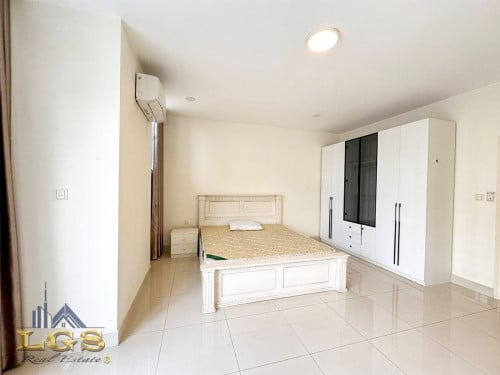 🏠វីឡាភ្លោះ​ A សម្រាប់ជួល | Twin Villa A for Rent