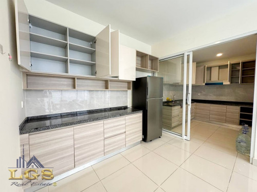 🏠វីឡាភ្លោះ​ A សម្រាប់ជួល | Twin Villa A for Rent