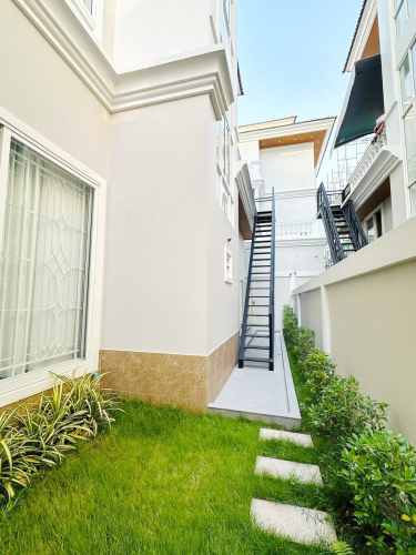 🏡Villa Queen for Rent