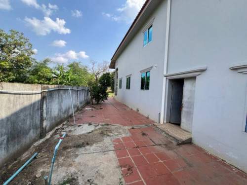 🏦House Available for Urgent Sale at a Special Price (Negotiable).