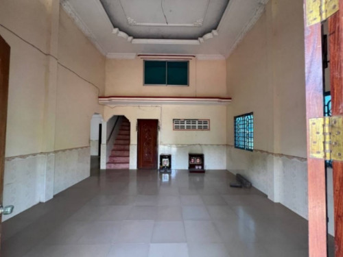 🏦House Available for Urgent Sale at a Special Price (Negotiable).