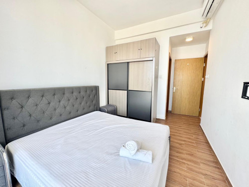 2 bedrooms 2 bathrooms unit , size 79sqm  available unit level 35th  Rental fee : 750-800$