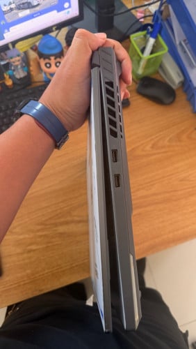 Asus ROG G814JI