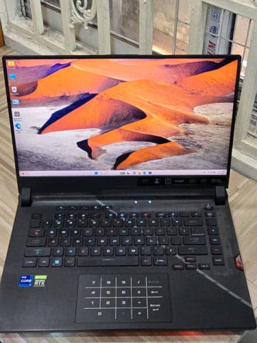 ASUS ROG SCAR G533ZM