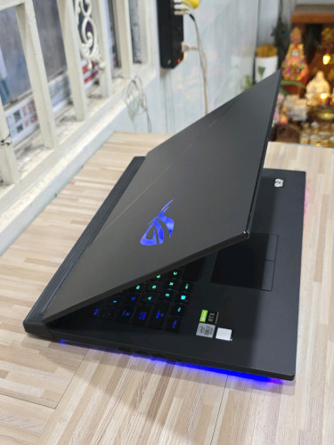 ASUS ROG SCAR G732LWS