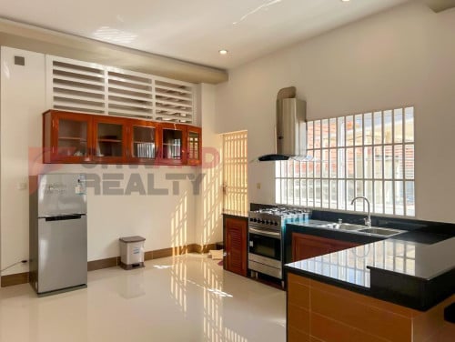 BKK2 TOWNHOUSE 3BED|3BATH|FULLY FURNISHED
