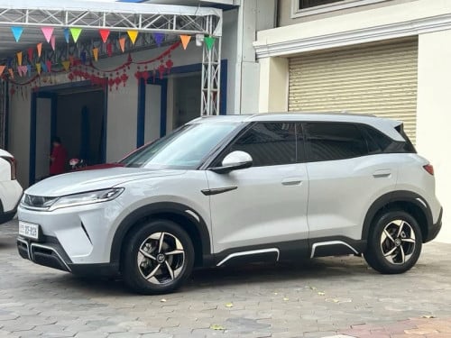 BYD Yuan up 2024