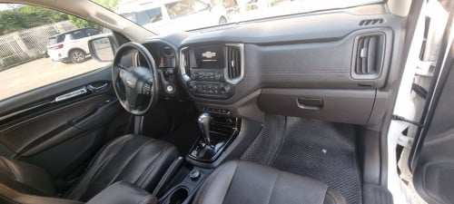 Chevrolet Colorado 2018 ឡាន​គម្រប់​ខួប​100ឆ្នាំ​របស់​ក្រុម​ហ៊ុន​ ថ្មី​ខ្លាញ់​គោ