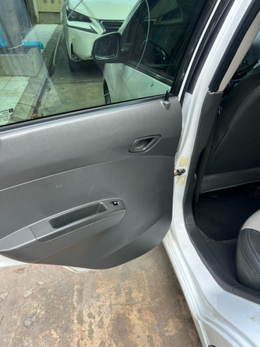 Chevrolet Spark 2012 full option