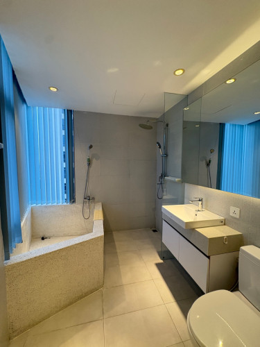 Condo 3-BR near TK Avenue for rent