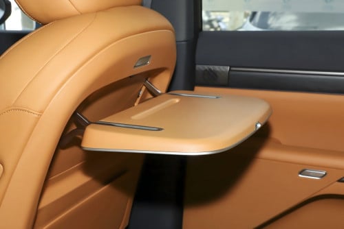 Dongfeng eπ008 6 seat EV Family Joy Edition