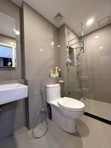Drop only 25000$ own the unit 2 bedroom