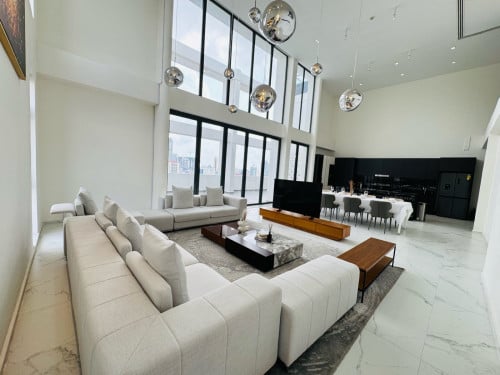 Duplex 4 Bedrooms Pengthouse For Rent in Toul Kork 10 Minutes From Vattanac Capital