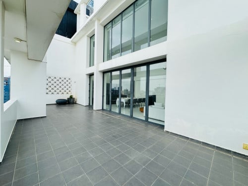 Duplex 4 Bedrooms Pengthouse For Rent in Toul Kork 10 Minutes From Vattanac Capital