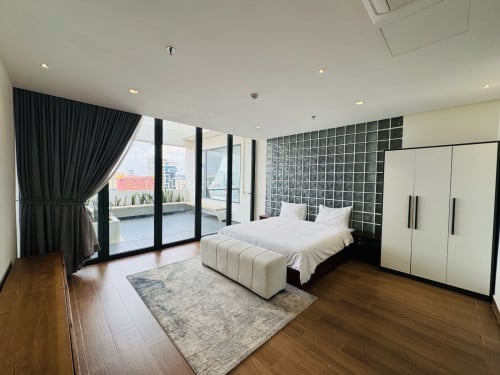 Duplex 4 Bedrooms Pengthouse For Rent in Toul Kork 10 Minutes From Vattanac Capital