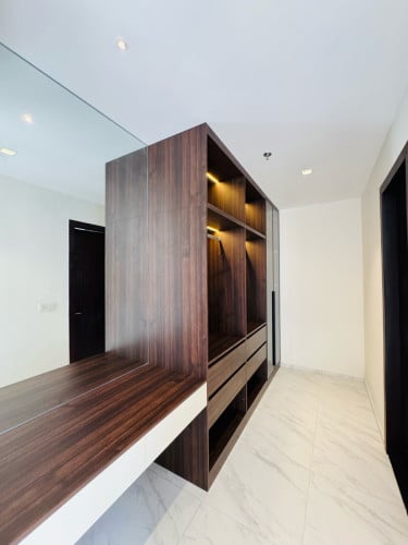 Duplex 4 Bedrooms Pengthouse For Rent in Toul Kork 10 Minutes From Vattanac Capital