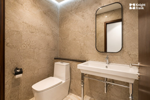FOR LEASE 📍 Daun Penh-Ref: KHRA458 Rental Price: $4,500/month 250 sqm | 4 Bedrooms | 4 Bathrooms