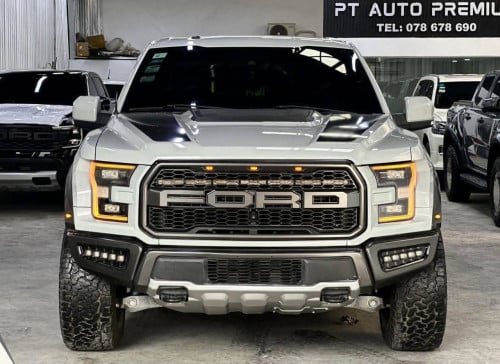 Ford F-150 Raptor 2017 Performance