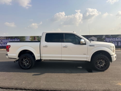 Ford F150 Platinum 2016 Full Option បង់រំលោះបាន