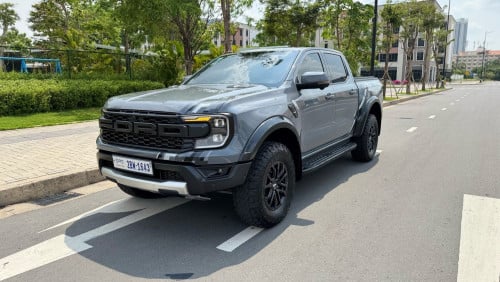 FORD RANGER RAPTOR ( សាំង ) FOR SALE