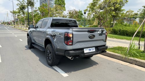 FORD RANGER RAPTOR ( សាំង ) FOR SALE