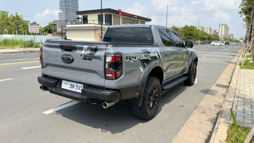 FORD RANGER RAPTOR ( សាំង ) FOR SALE