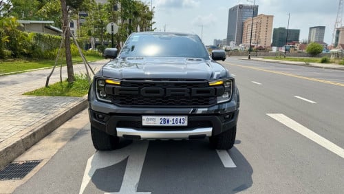 FORD RANGER RAPTOR ( សាំង ) FOR SALE