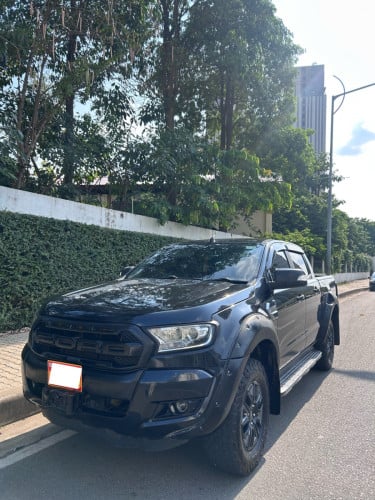 FORD RANGER XTL 2017  ចង្កូតស្តាំ✨