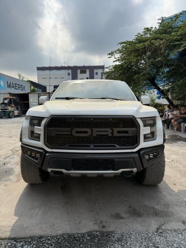 Ford raptor F150 ឆ្នាំ2018តម្លៃពិសេស 55500$ចរចារ