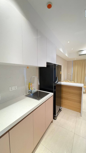 Fully Furnished 1-BR near TK Avenue for rent