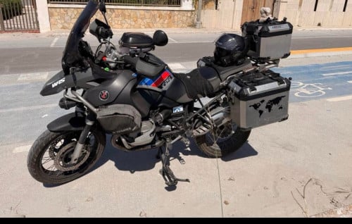 Gs 1200 ឆ្នាំ 2010 លក់ 4700$