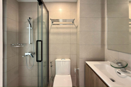 High Floor Studio Unit for SALE in Urban Village Phase 2