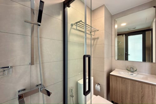 High Floor Studio Unit for SALE in Urban Village Phase 2