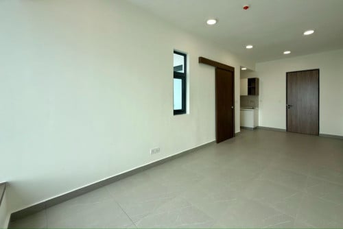 High Floor Studio Unit for SALE in Urban Village Phase 2