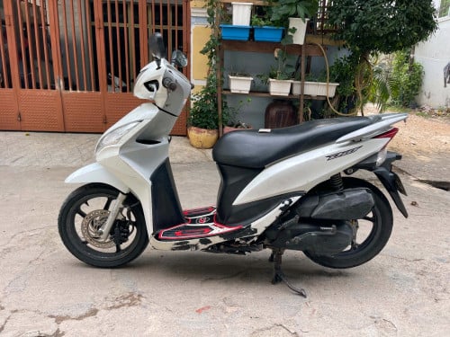 Honda Dio Japan លក់580$ដាច់ ចំពុះក្អែក 0886900866 តេឡេក្រាម
