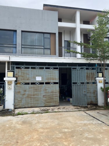House for Sale ផ្ទះលក់