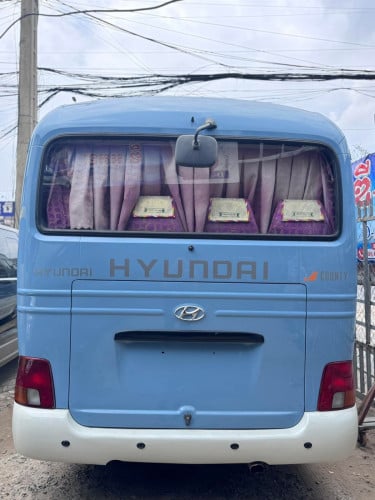 Hyundai county