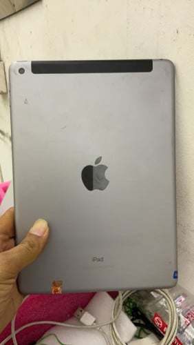 iPad 6th Generation