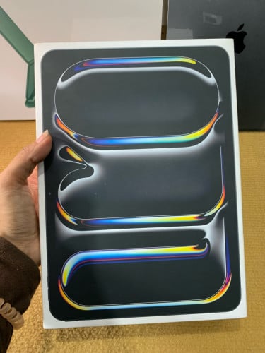 iPad Pro 11Inch M4 new