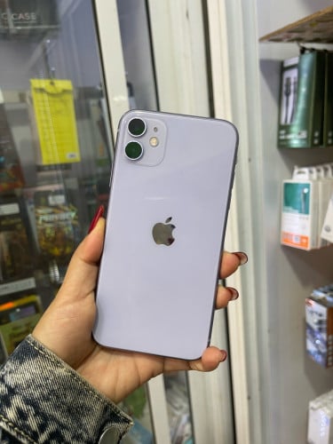 iPhone 11/64GB/ថ្ម77%តួរ98%សុីនសានុំ(ធានា១ខែលើម៉ាសុីន)