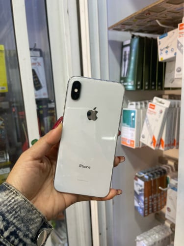 iPhone X/64GB អត់ស្គែនតួរស្អាត